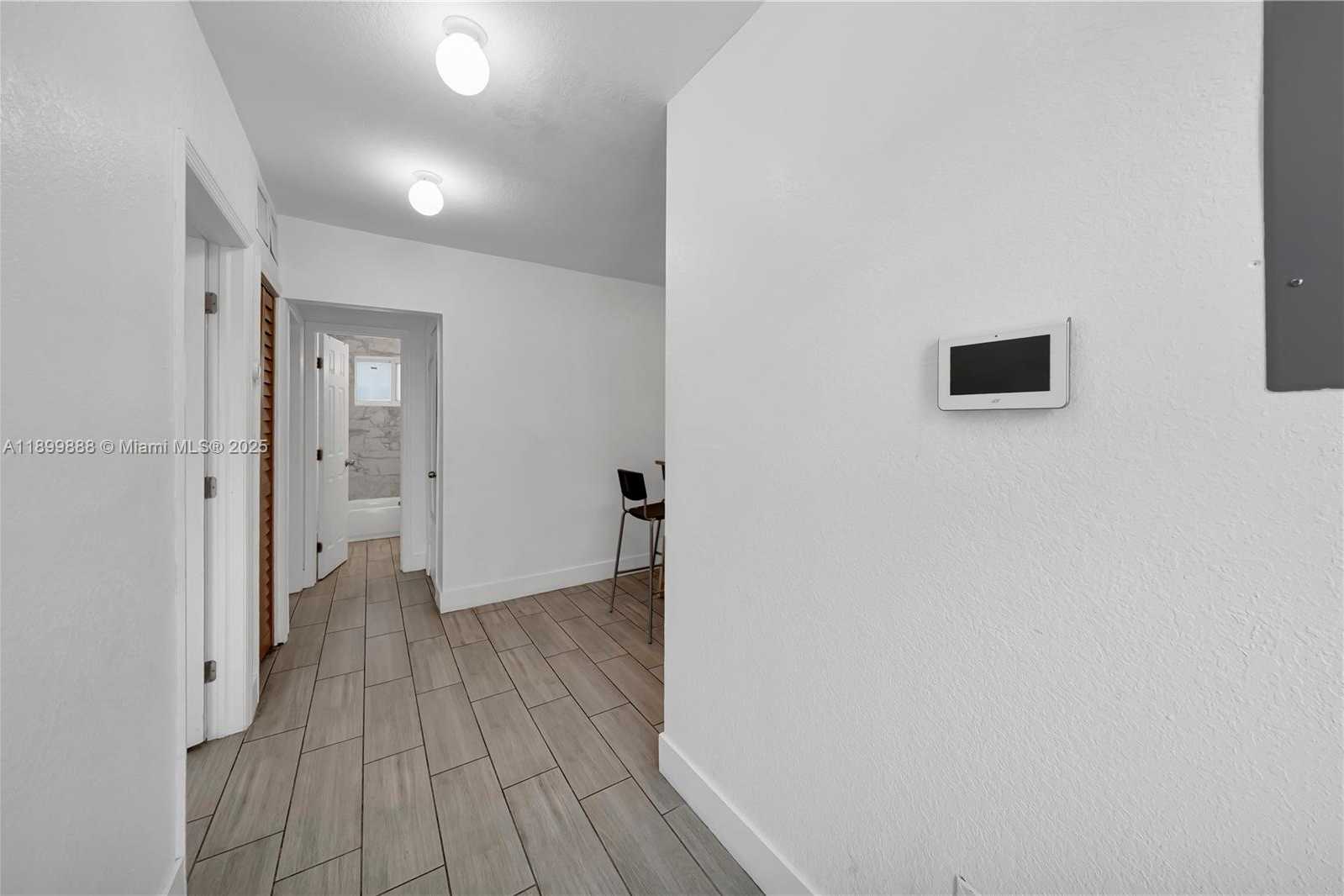 Small Image of 3181 NORTH WEST 5TH AVE, Miami Number 19