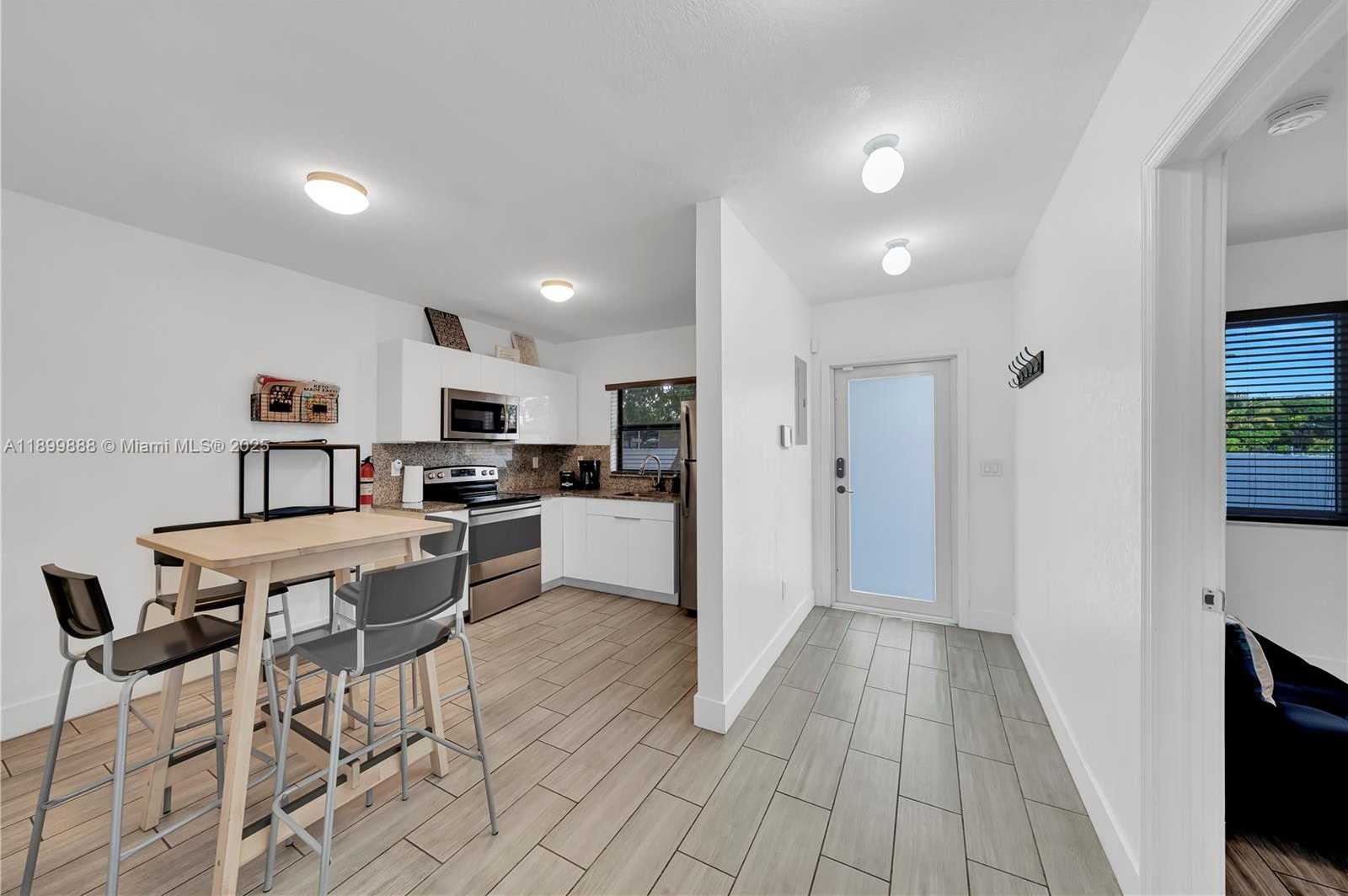 Small Image of 3181 NORTH WEST 5TH AVE, Miami Number 20