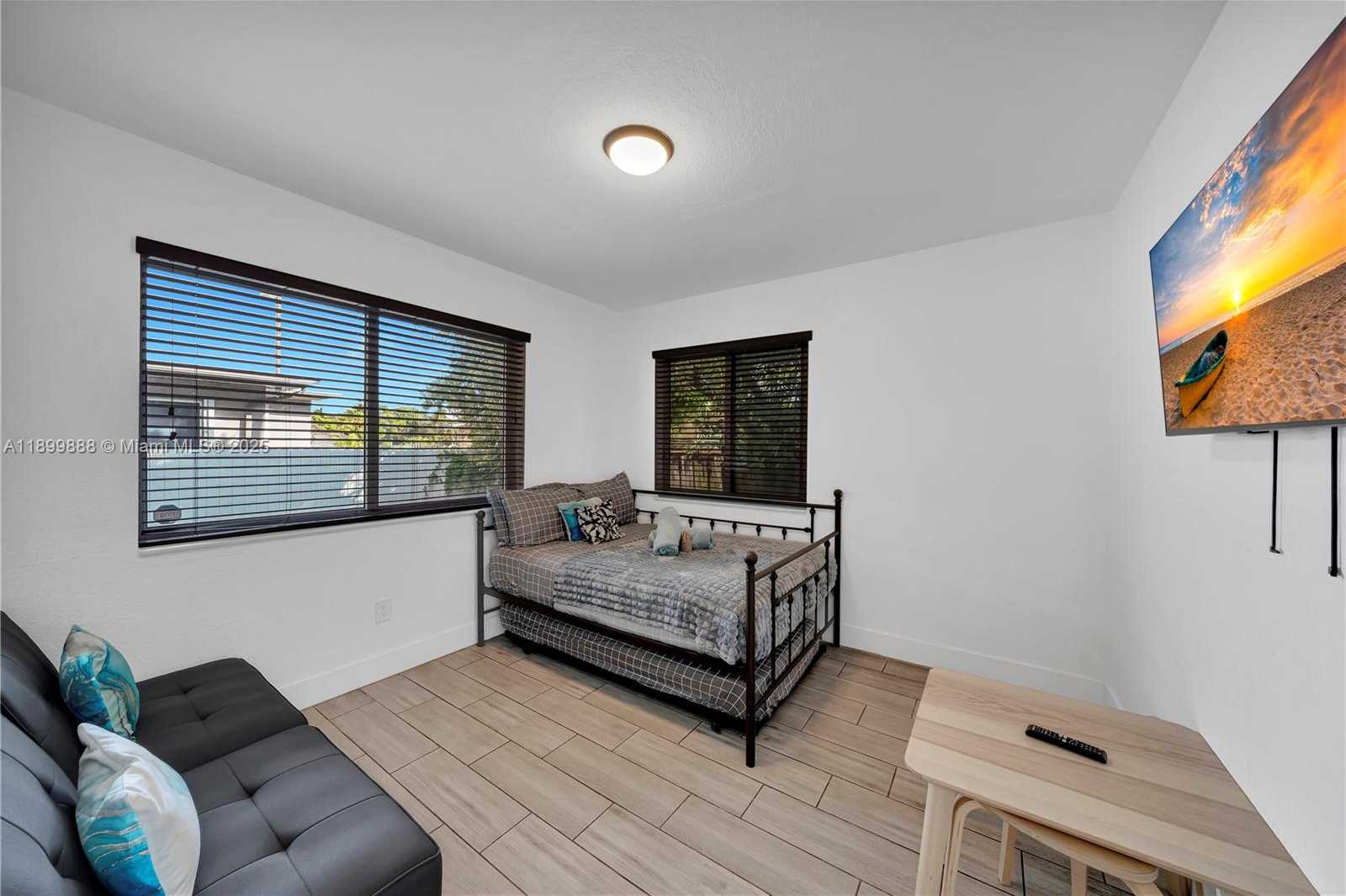 Small Image of 3181 NORTH WEST 5TH AVE, Miami Number 25