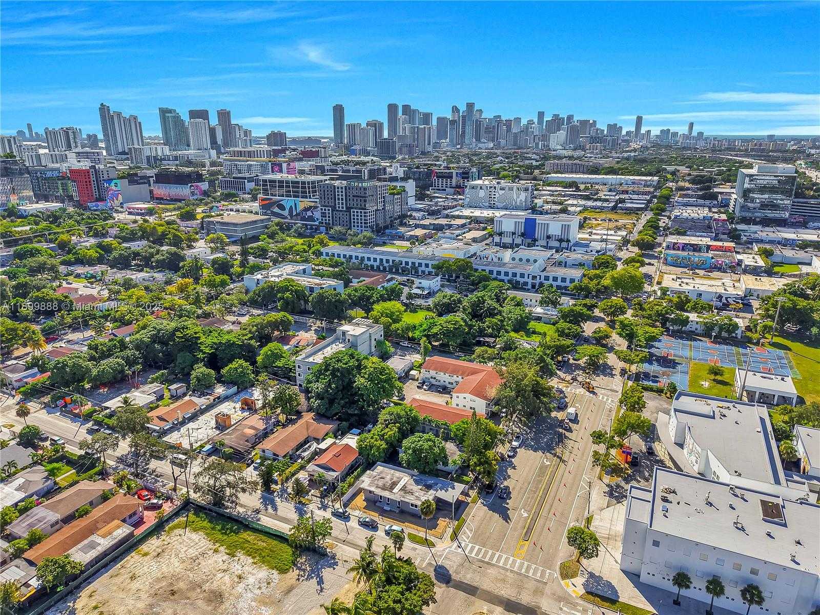 Small Image of 3181 NORTH WEST 5TH AVE, Miami Number 35