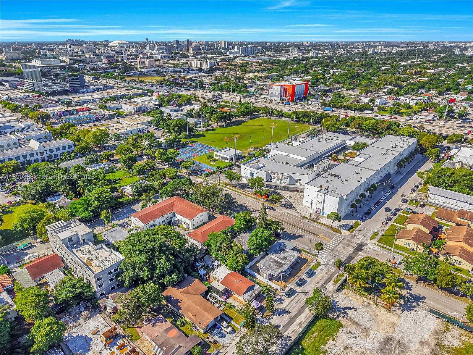 Small Image of 3181 NORTH WEST 5TH AVE, Miami Number 37