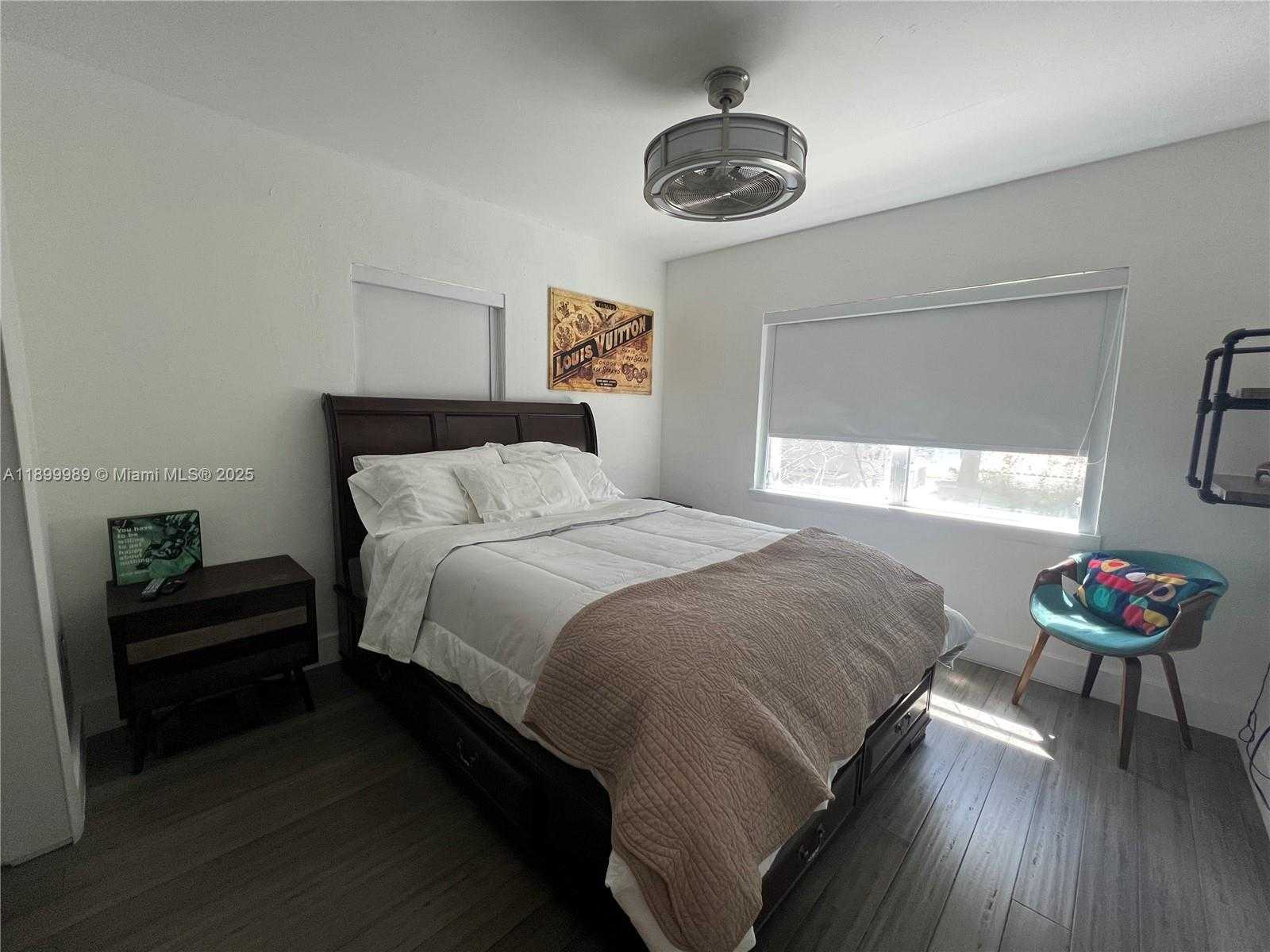 Small Image of 3680 SOUTH WEST 13TH TER, Miami Number 15