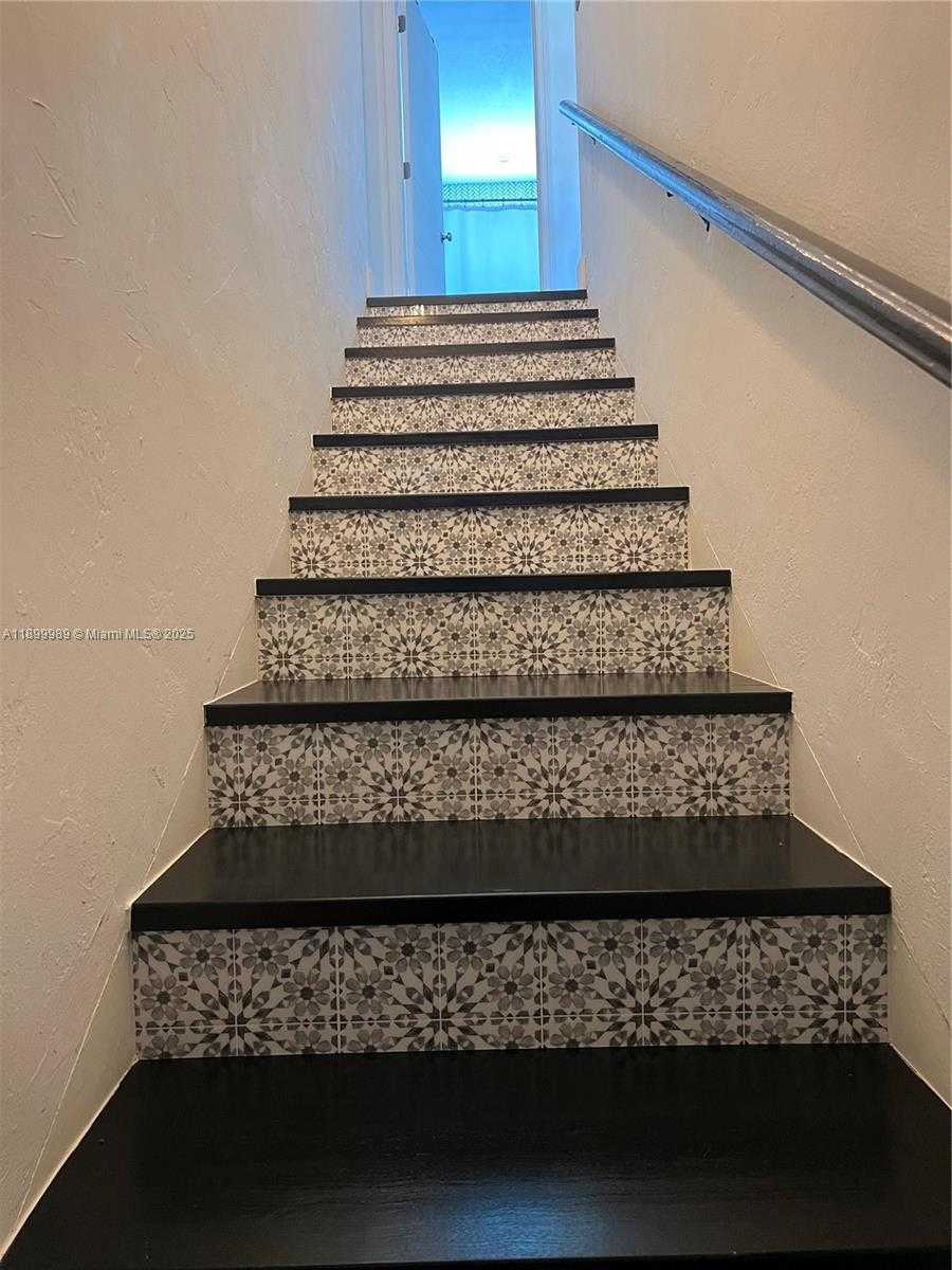 Small Image of 3680 SOUTH WEST 13TH TER, Miami Number 3