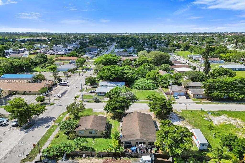 Small Image of 2321 NORTH WEST 20TH ST, Fort Lauderdale Number 14