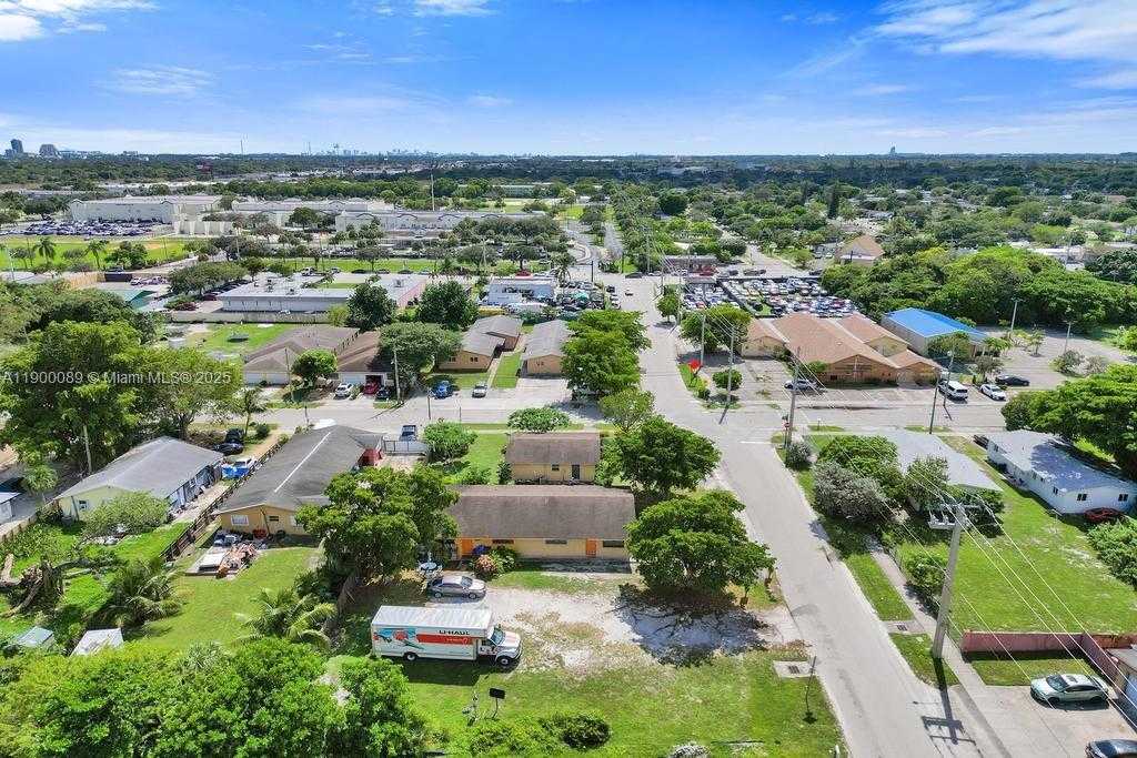 Small Image of 2321 NORTH WEST 20TH ST, Fort Lauderdale Number 19