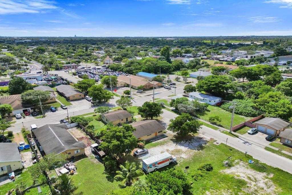 Small Image of 2321 NORTH WEST 20TH ST, Fort Lauderdale Number 20