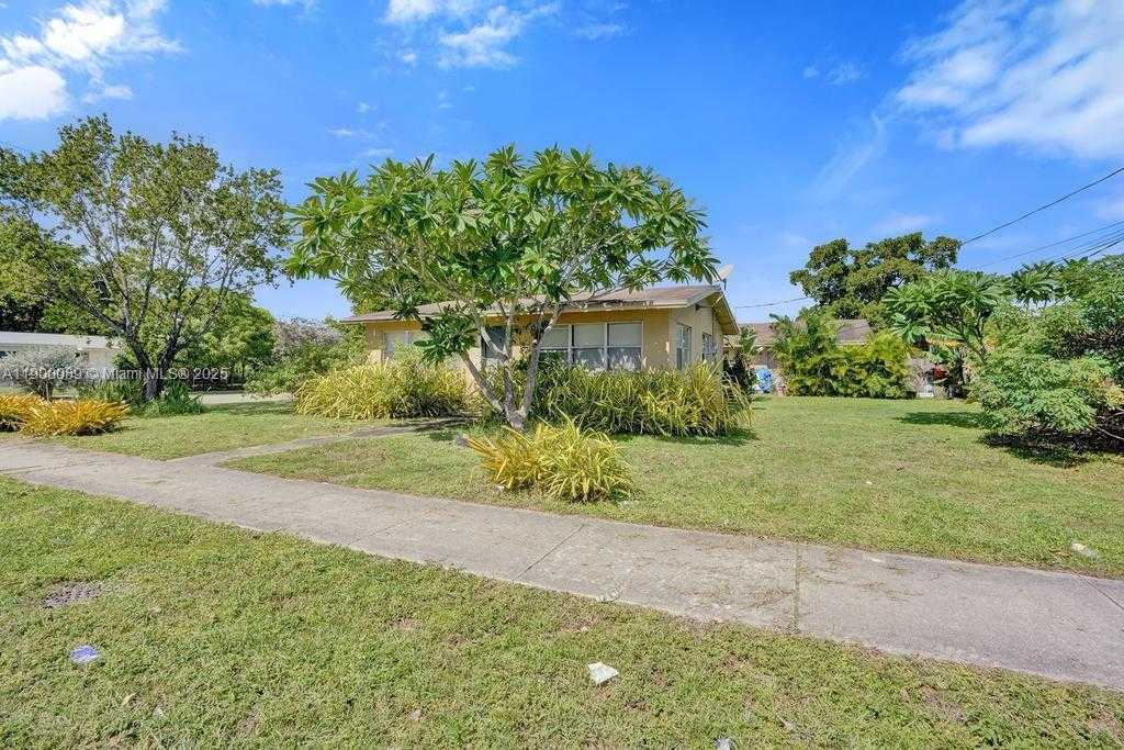 Small Image of 2321 NORTH WEST 20TH ST, Fort Lauderdale Number 26