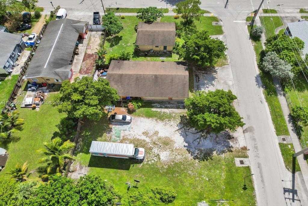 Small Image of 2321 NORTH WEST 20TH ST, Fort Lauderdale Number 5
