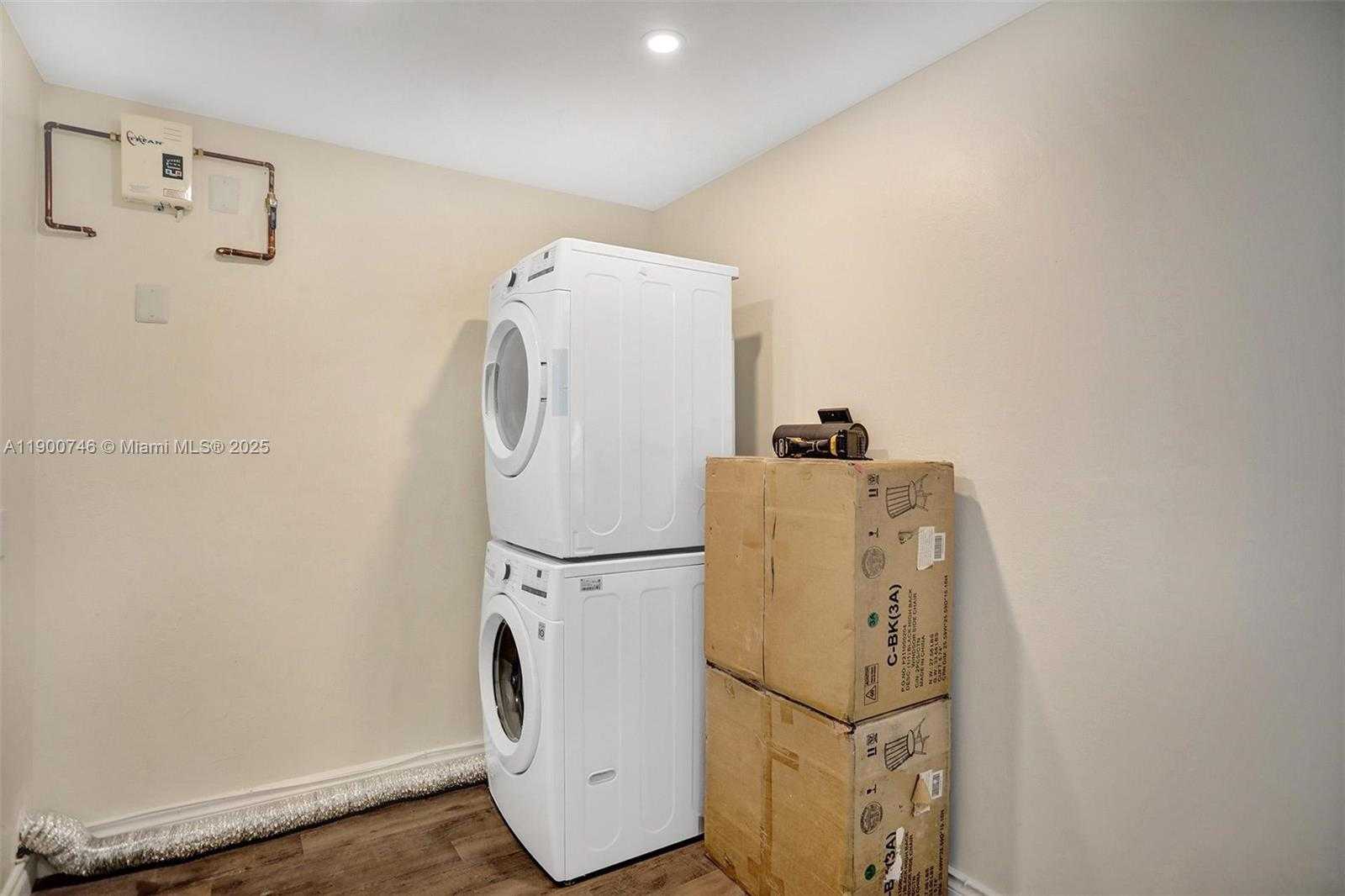 Small Image of 201 NORTH EAST 2ND AVE, Dania Beach Number 11