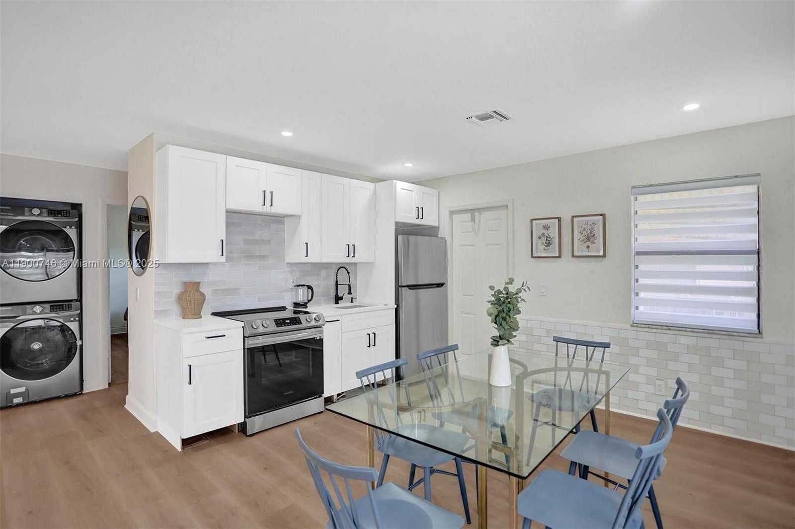 Small Image of 201 NORTH EAST 2ND AVE, Dania Beach Number 14