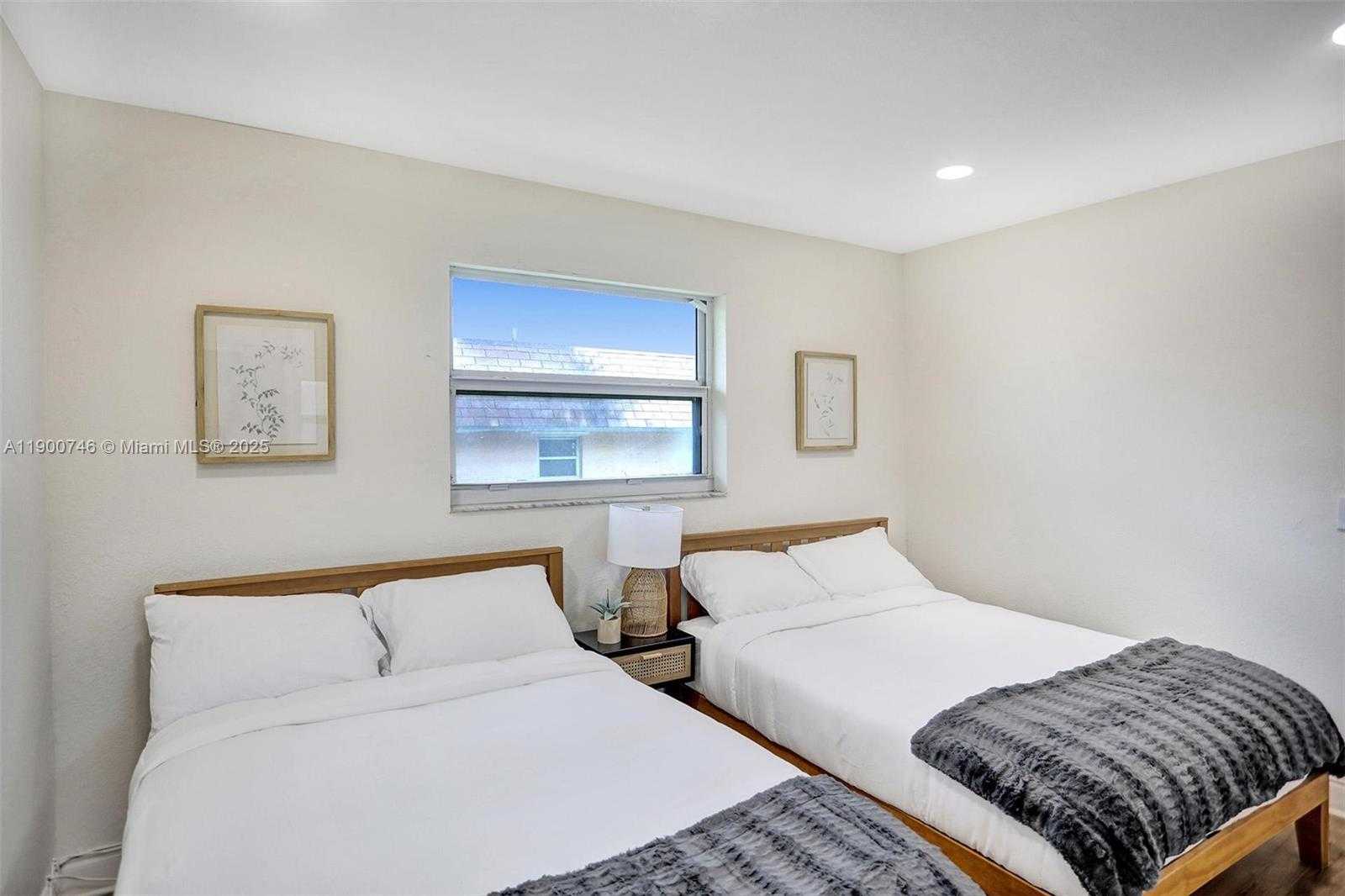 Small Image of 201 NORTH EAST 2ND AVE, Dania Beach Number 20