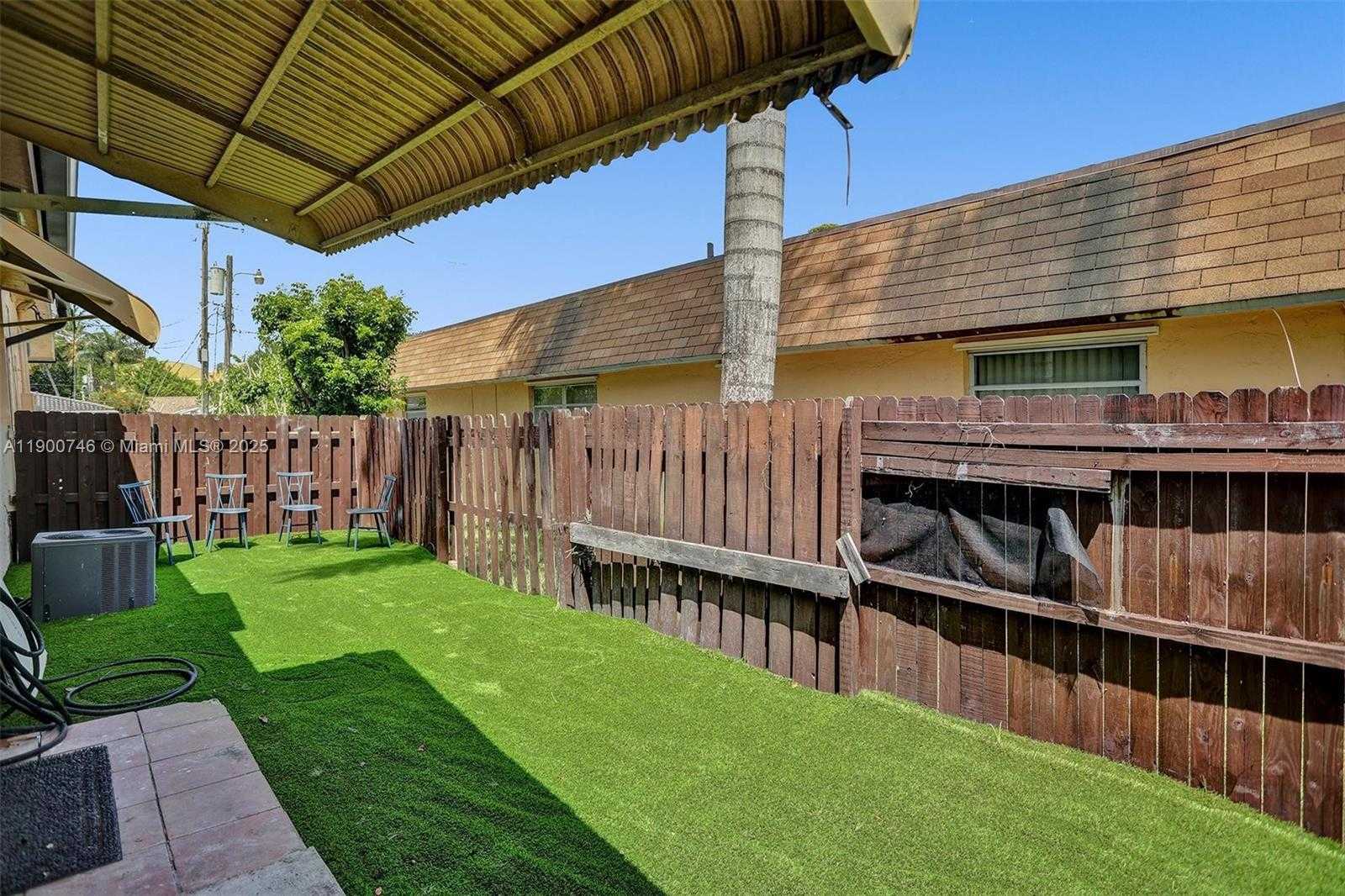 Small Image of 201 NORTH EAST 2ND AVE, Dania Beach Number 21