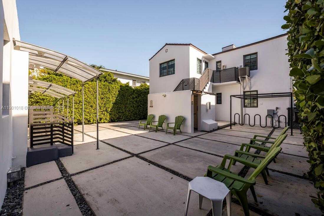 Small Image of Miami Beach Number 29