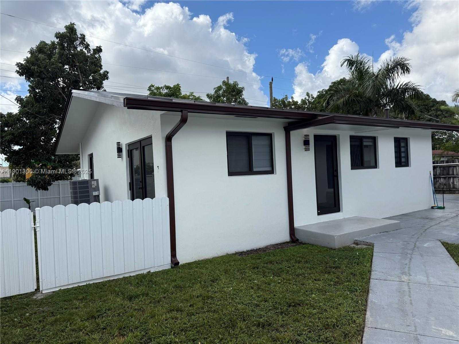 Small Image of 160 EAST 34TH ST, Hialeah Number 16