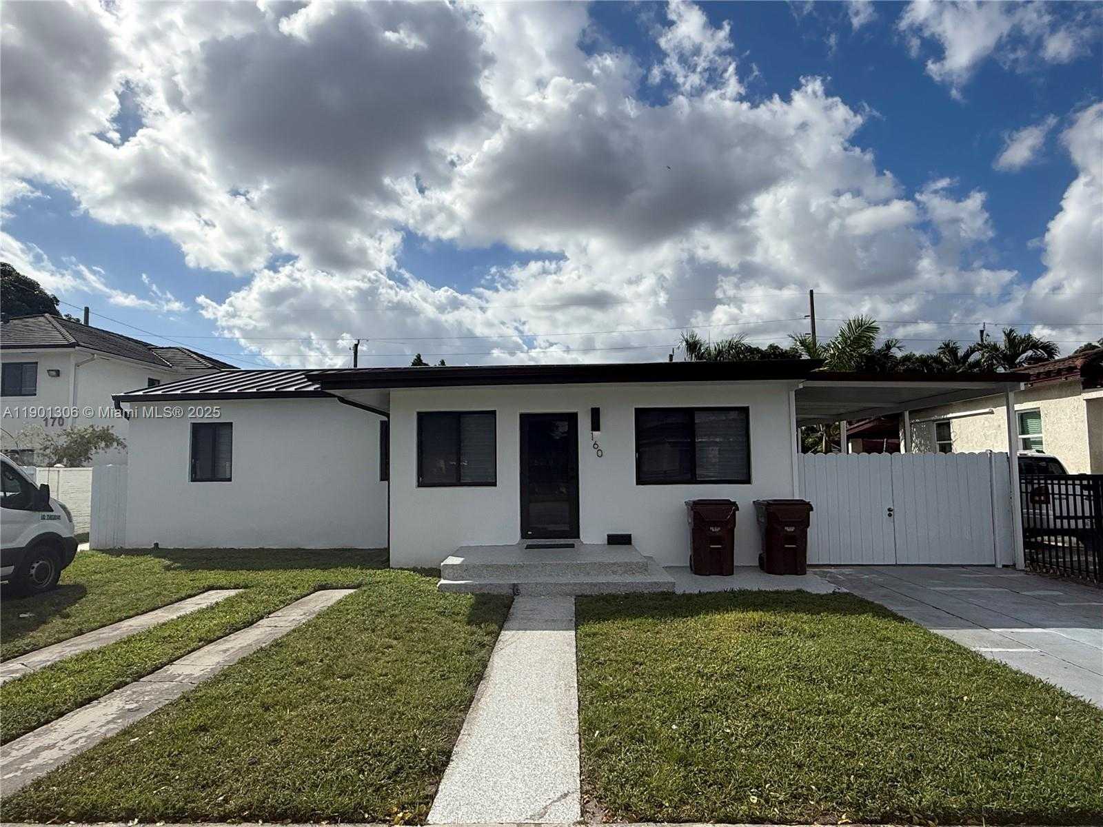 Small Image of 160 EAST 34TH ST, Hialeah Number 5