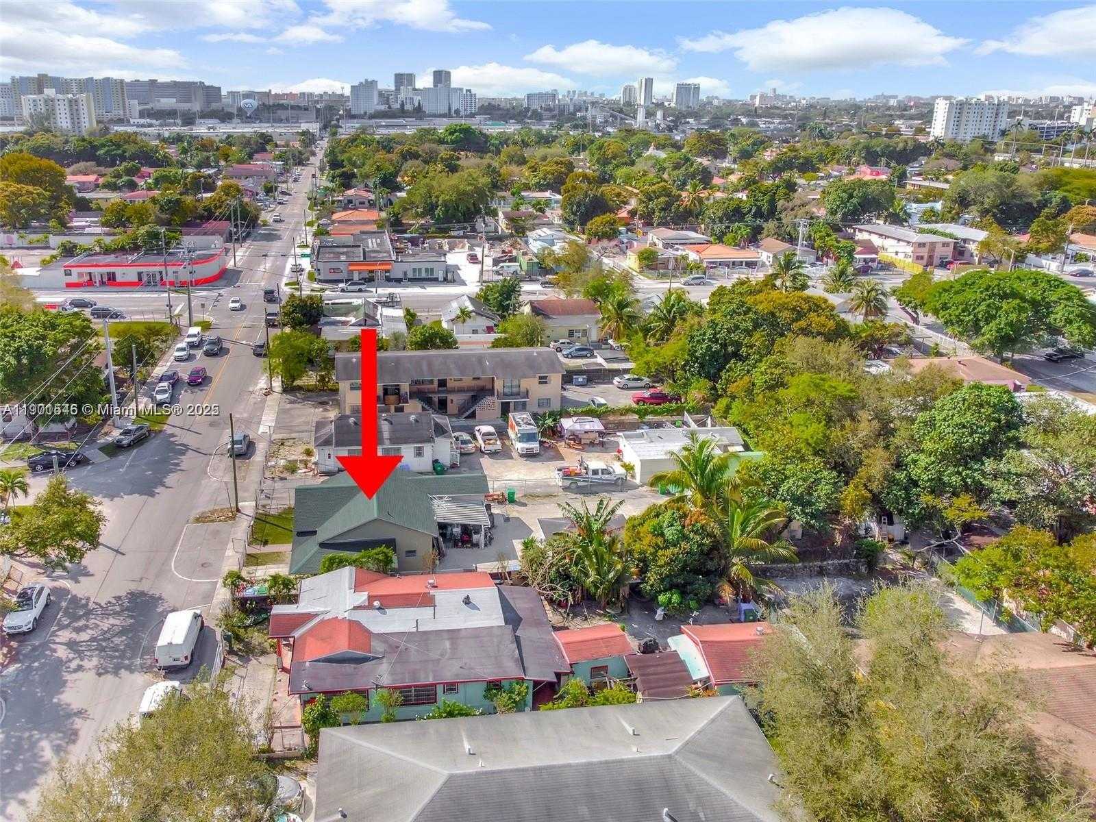 Small Image of 2930 NORTH WEST 14TH AVE, Miami Number 10