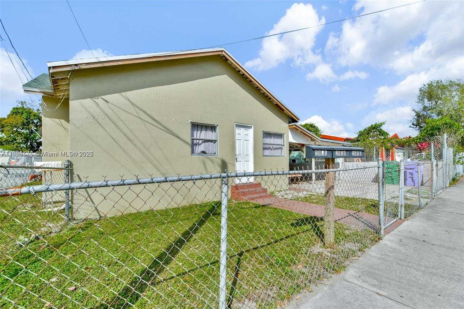 Small Image of 2930 NORTH WEST 14TH AVE, Miami Number 15