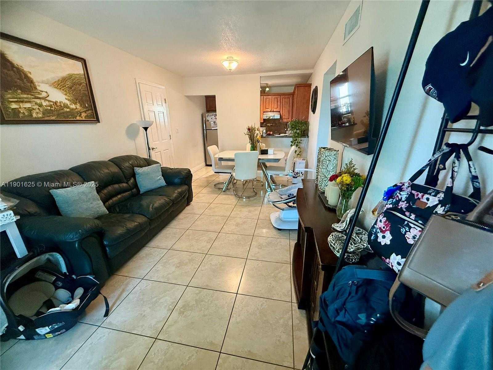 Small Image of 4201 SOUTH WEST 7TH ST, Miami Number 2