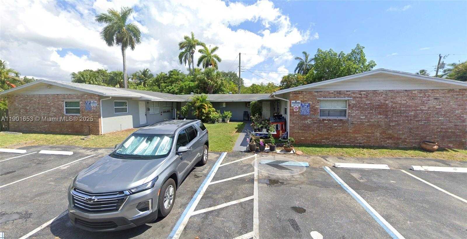 Small Image of 355 NW 32ND ST #6, Oakland Park Number 2