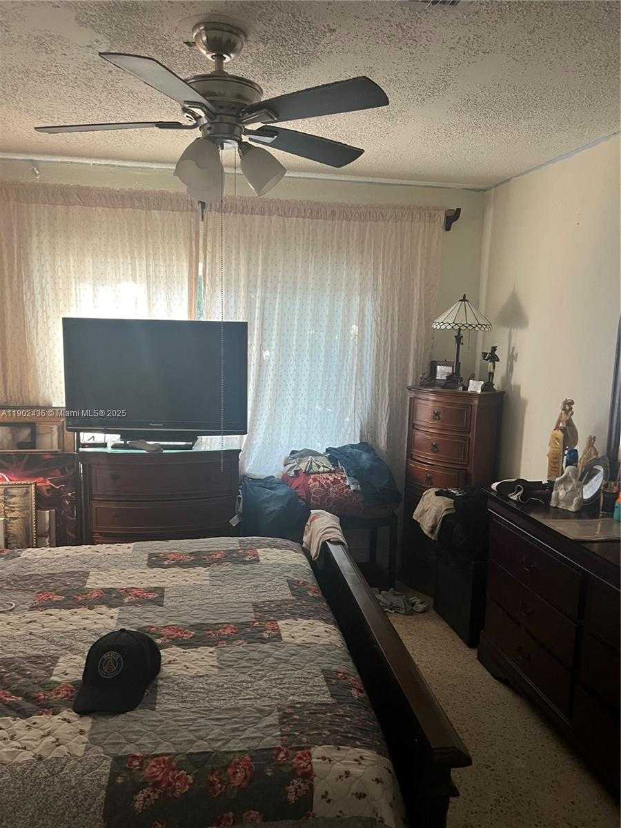 Small Image of 11385 NORTH WEST 12TH AVE, Miami Number 3