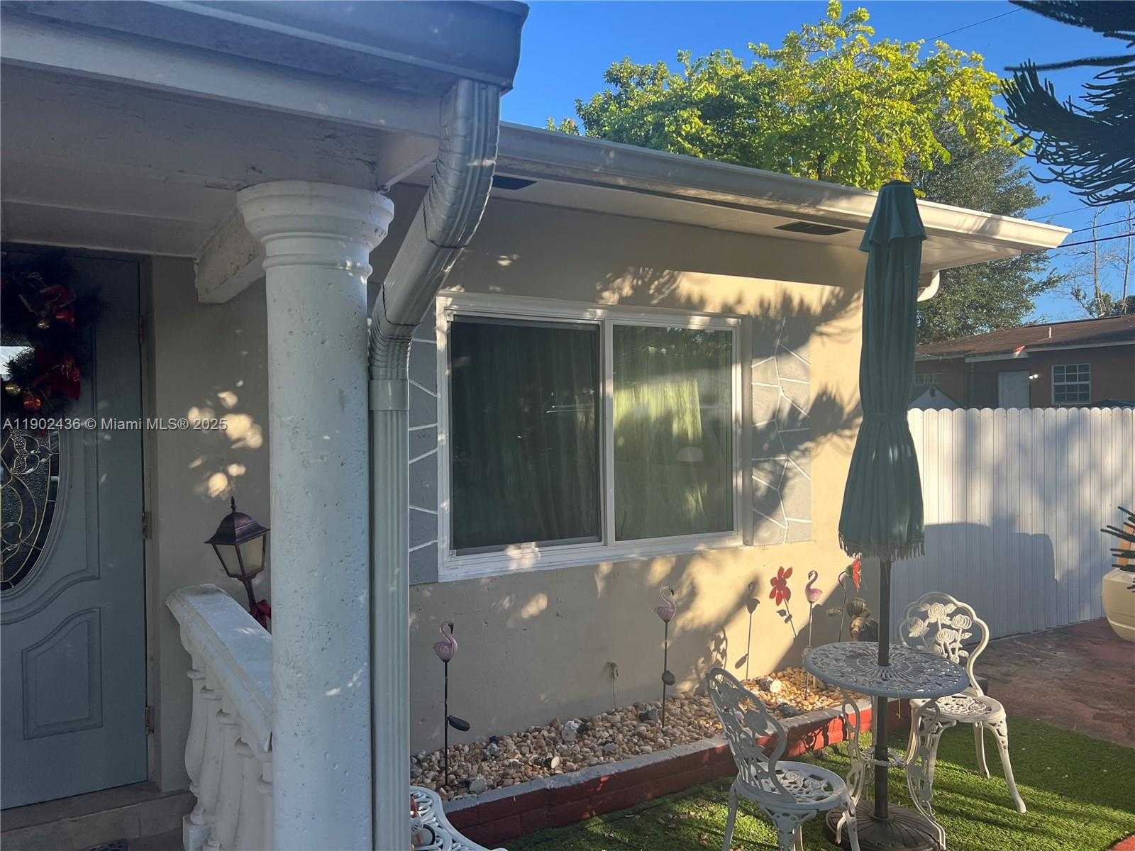 Small Image of 11385 NORTH WEST 12TH AVE, Miami Number 4