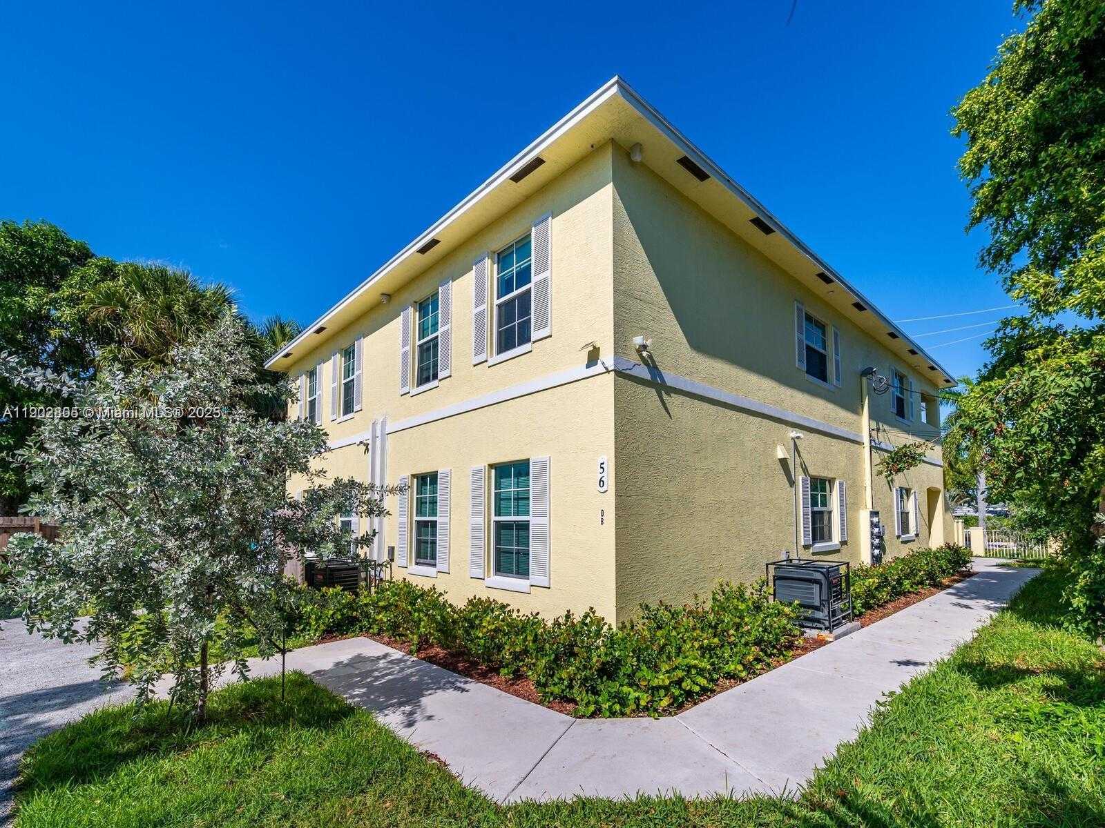 Small Image of 56 WEST 12TH ST, Riviera Beach Number 2
