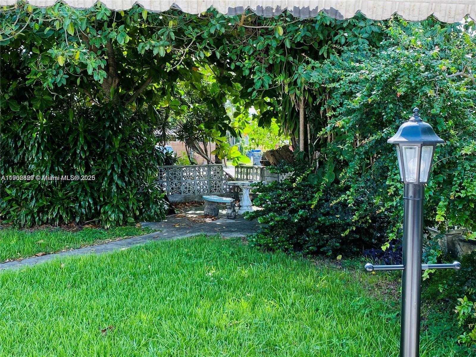 Small Image of 1309 NORTH 24TH AVE #2, Hollywood Number 13