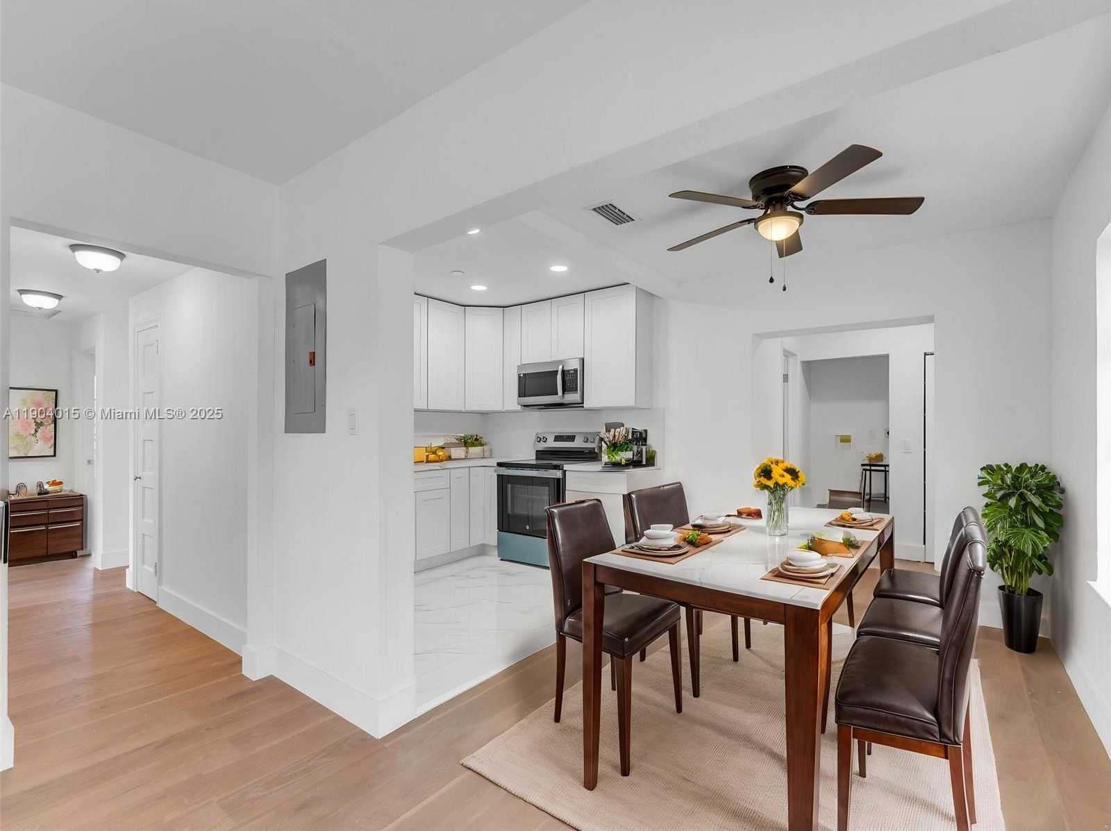 Small Image of 520 NORTH WEST 32ND PL, Miami Number 10