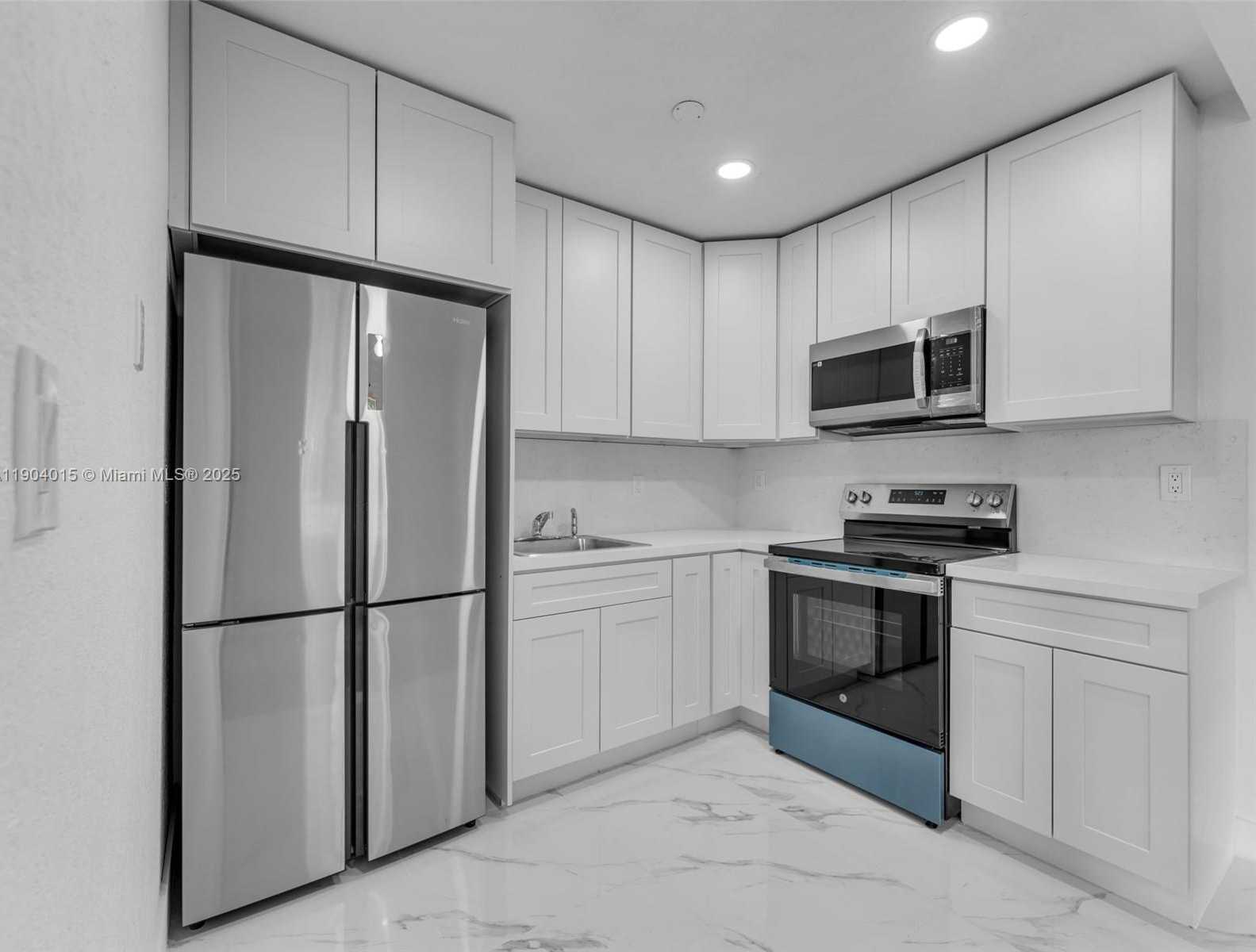 Small Image of 520 NORTH WEST 32ND PL, Miami Number 16