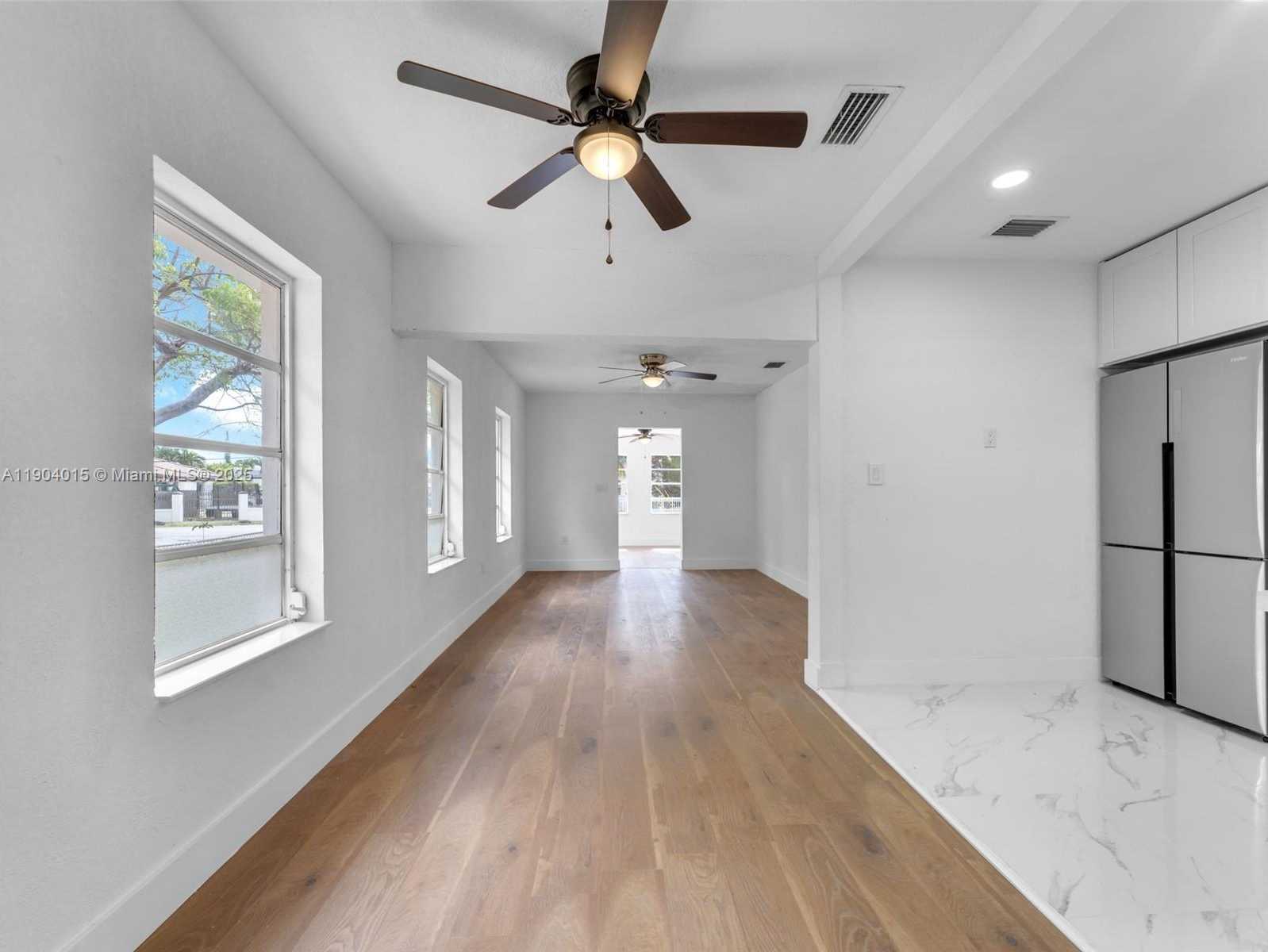 Small Image of 520 NORTH WEST 32ND PL, Miami Number 19