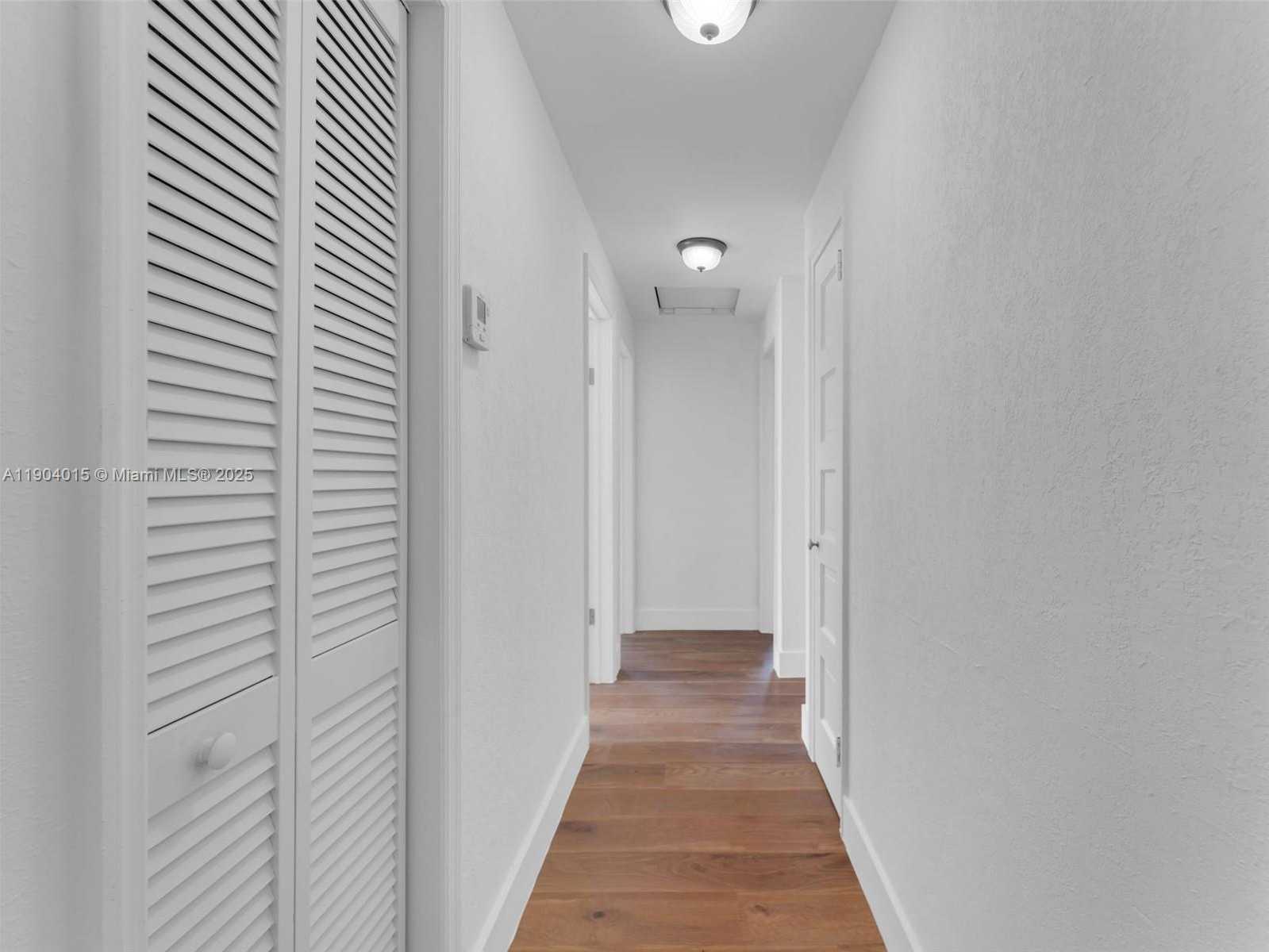 Small Image of 520 NORTH WEST 32ND PL, Miami Number 21