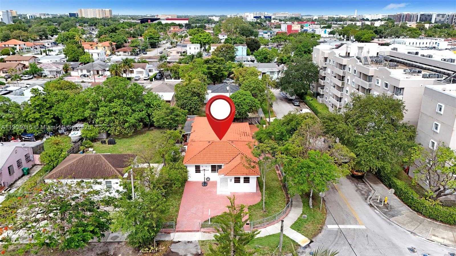 Small Image of 520 NORTH WEST 32ND PL, Miami Number 36