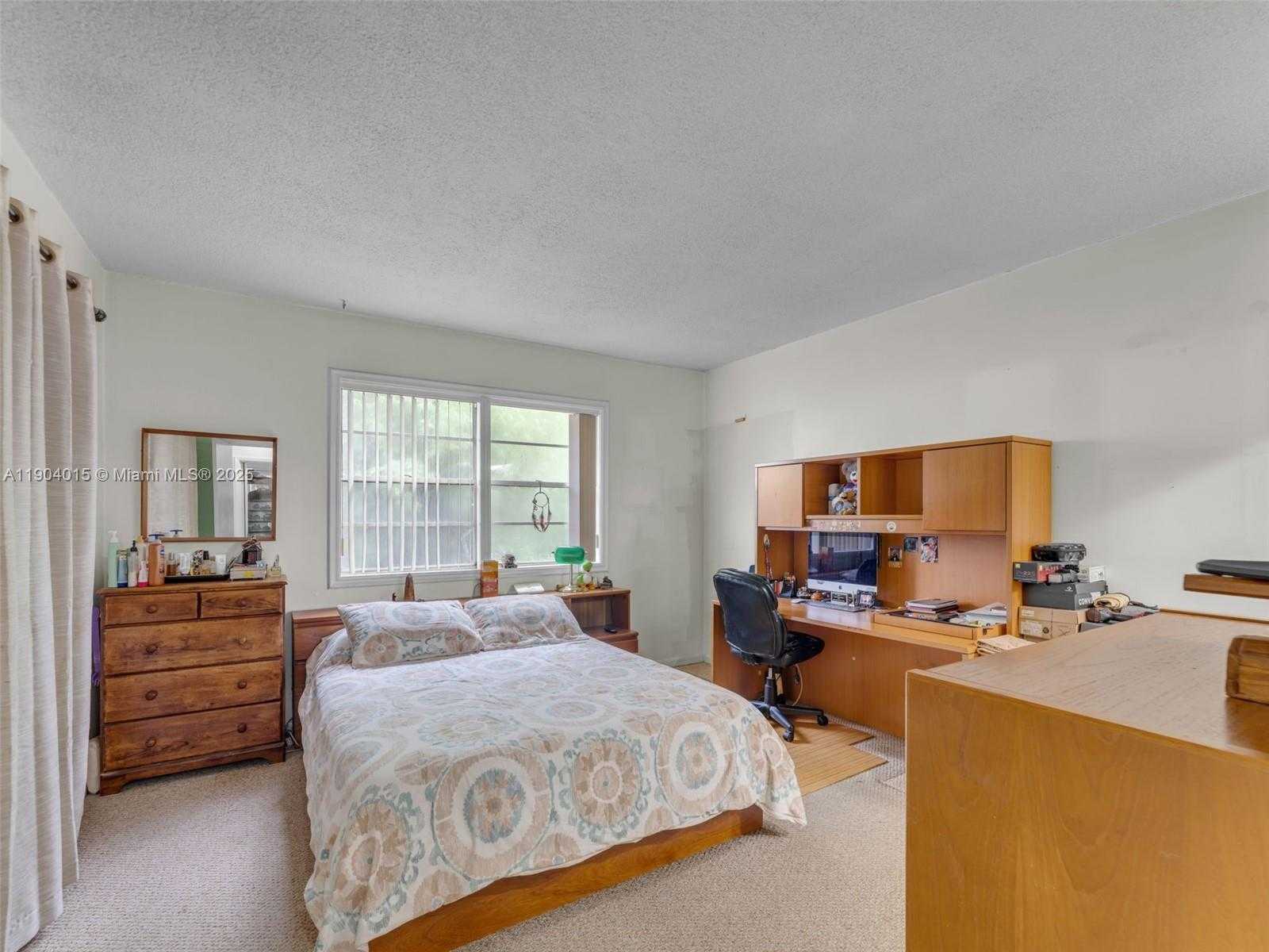 Small Image of 520 NORTH WEST 32ND PL, Miami Number 57