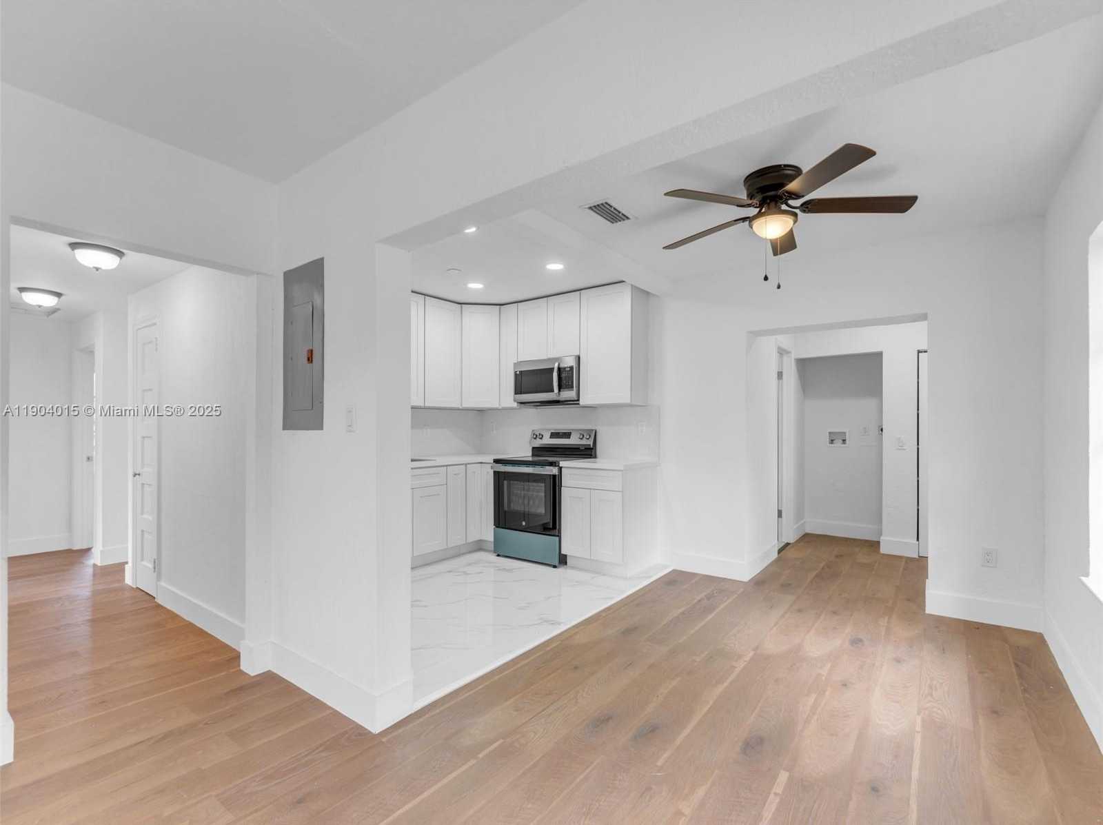 Small Image of 520 NORTH WEST 32ND PL, Miami Number 9