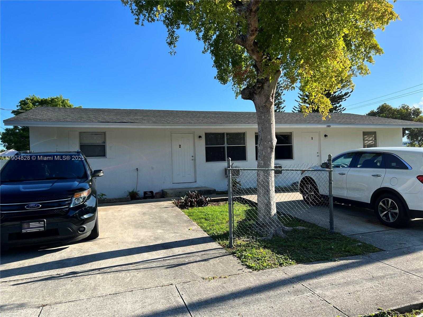 Small Image of 1051 NORTH WEST 27TH AVE, Fort Lauderdale Number 2