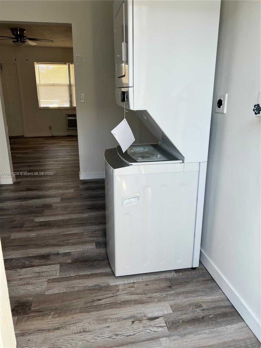 Small Image of 1051 NORTH WEST 27TH AVE, Fort Lauderdale Number 6