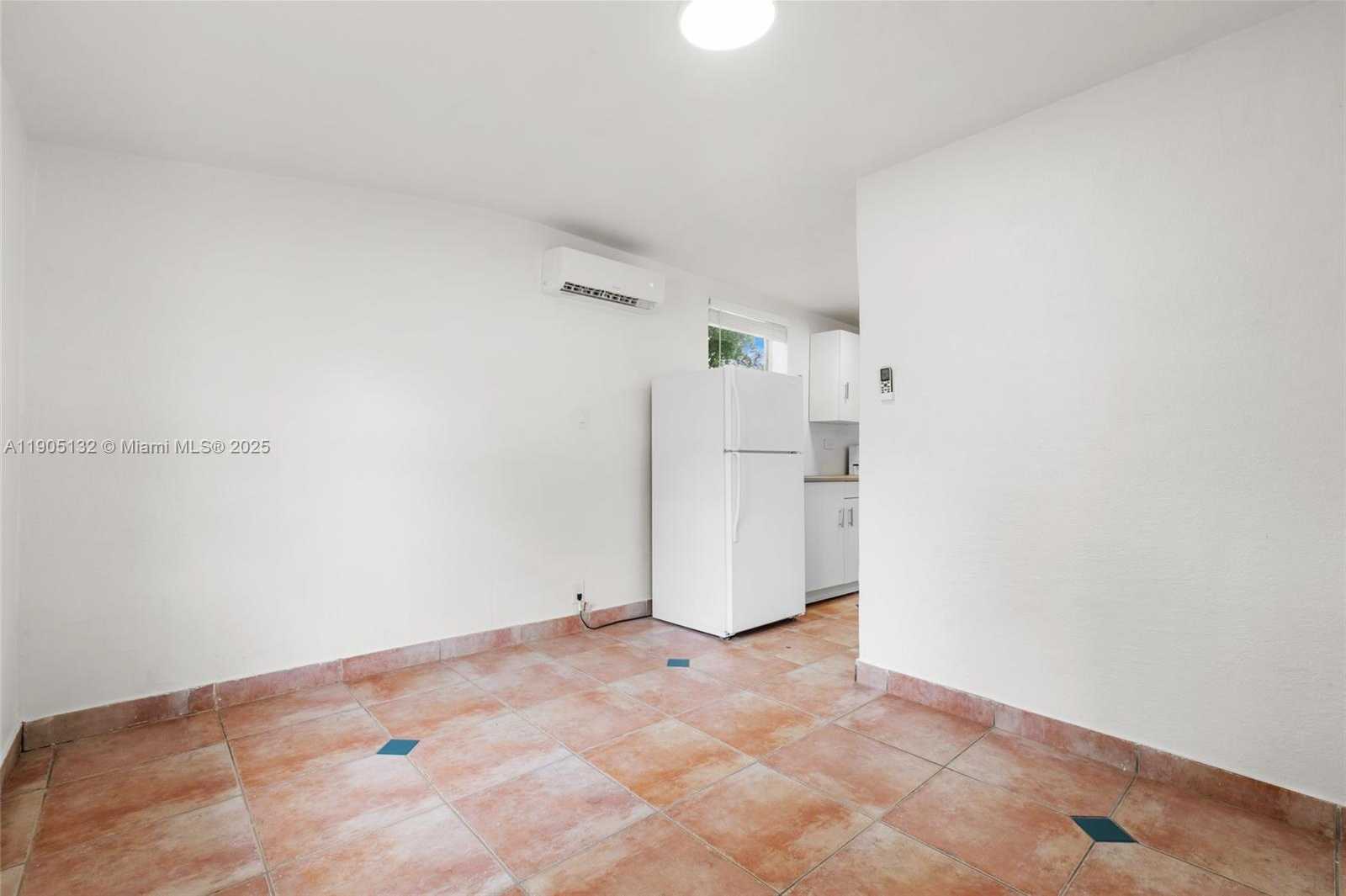 Small Image of 2385 SOUTH WEST 17TH ST #3, Miami Number 15