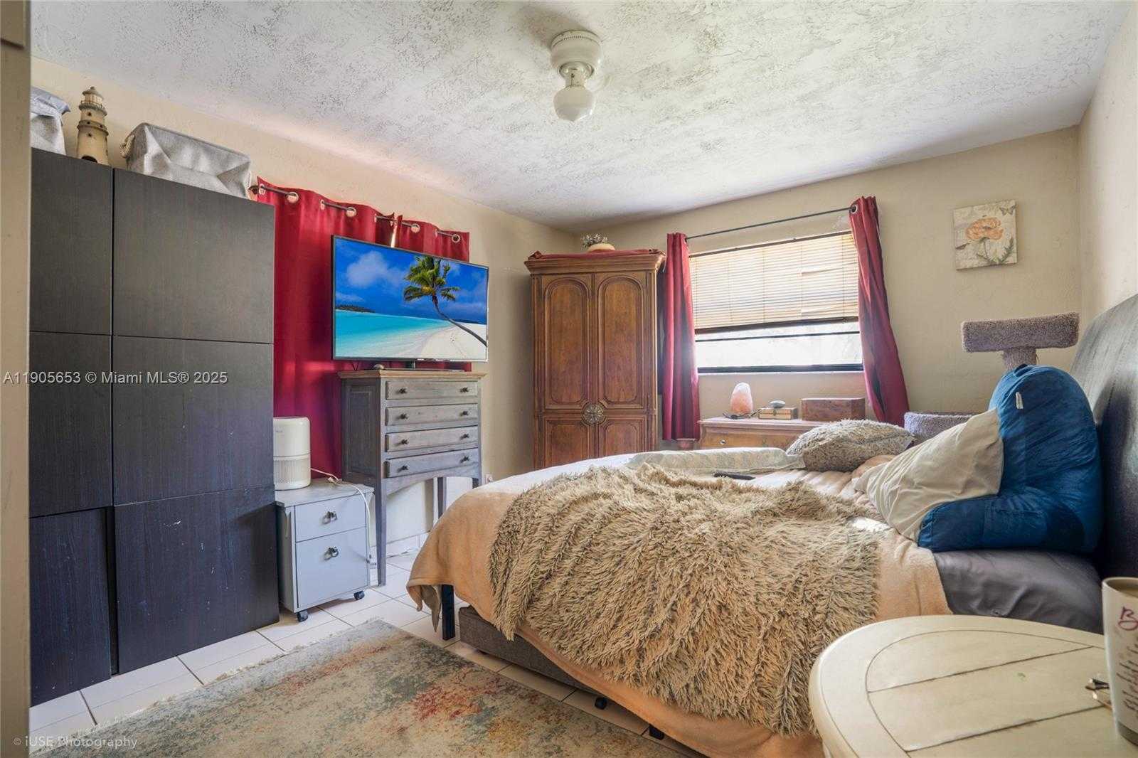 Small Image of 1734 NORTH 16TH CT, Hollywood Number 14