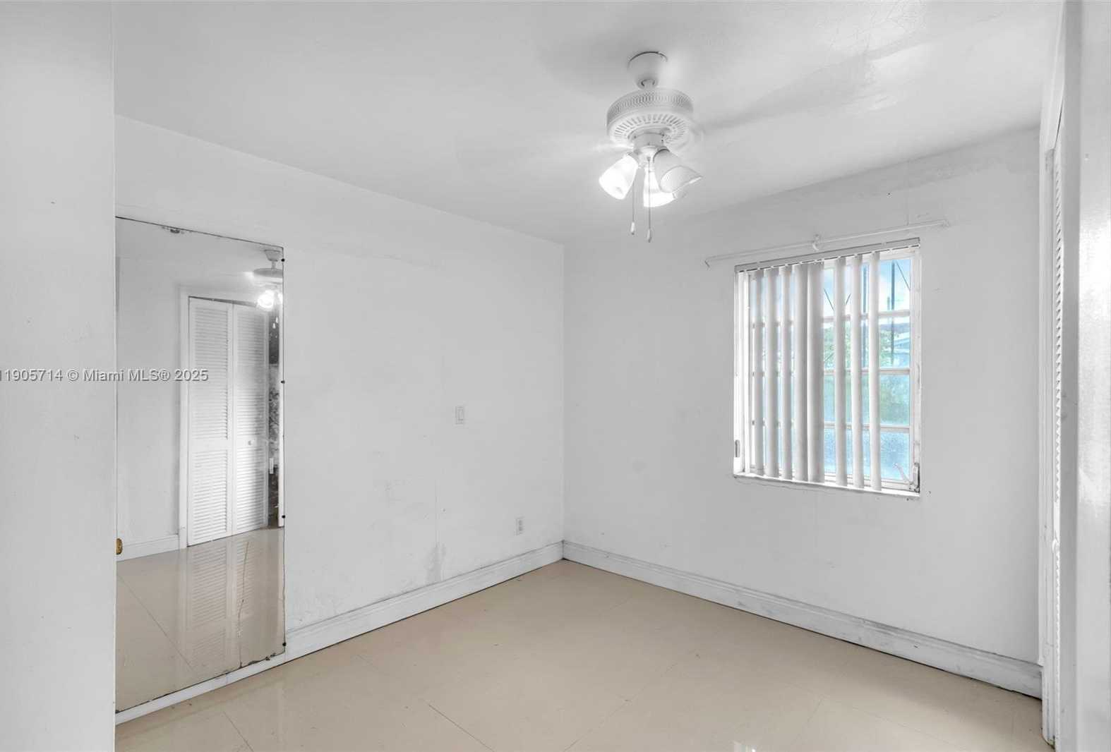 Small Image of 1861 NORTH WEST 27TH ST #3, Miami Number 14