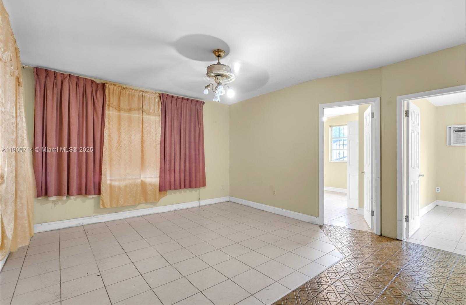 Small Image of 1861 NORTH WEST 27TH ST #3, Miami Number 19