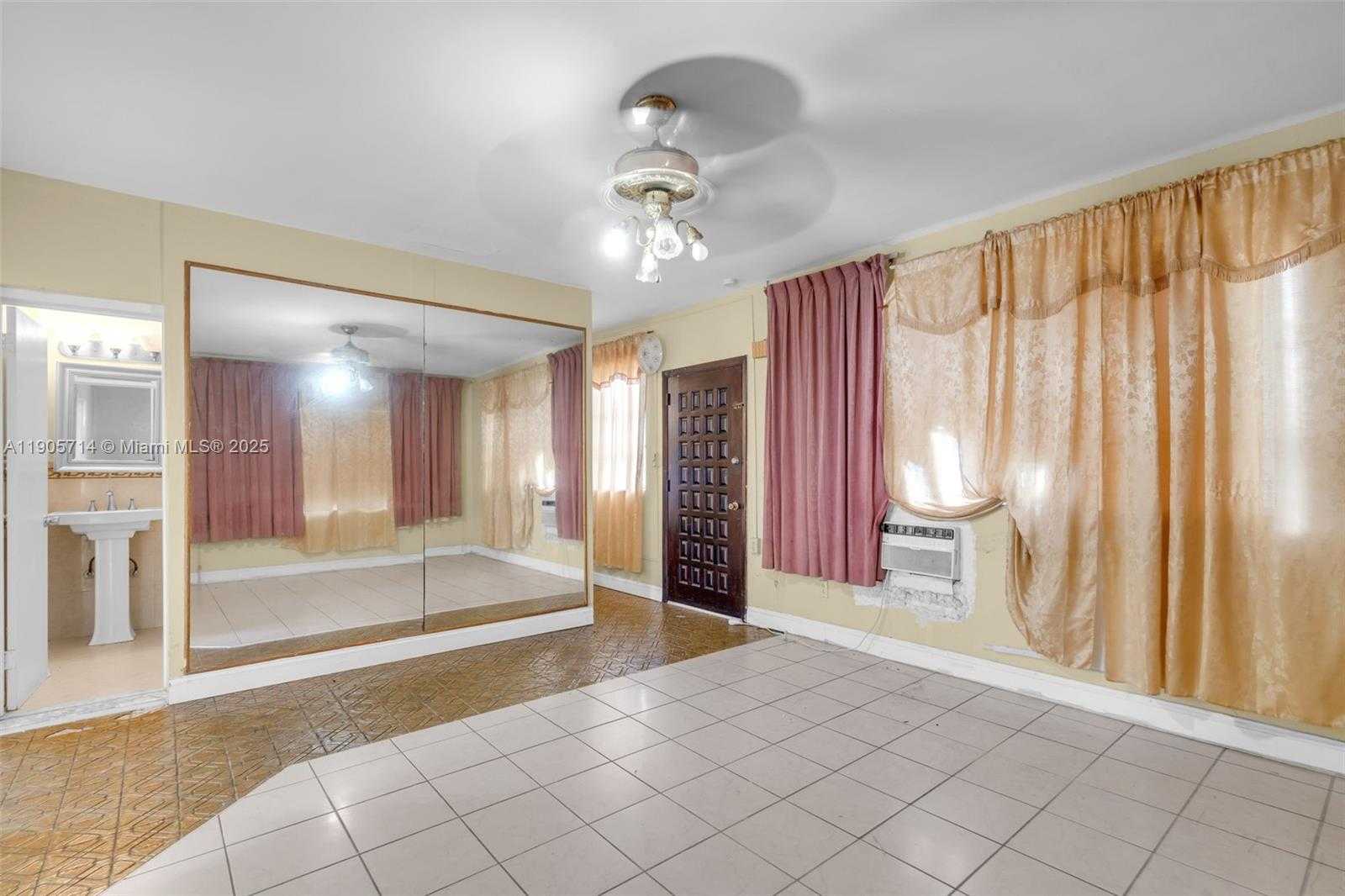 Small Image of 1861 NORTH WEST 27TH ST #3, Miami Number 20