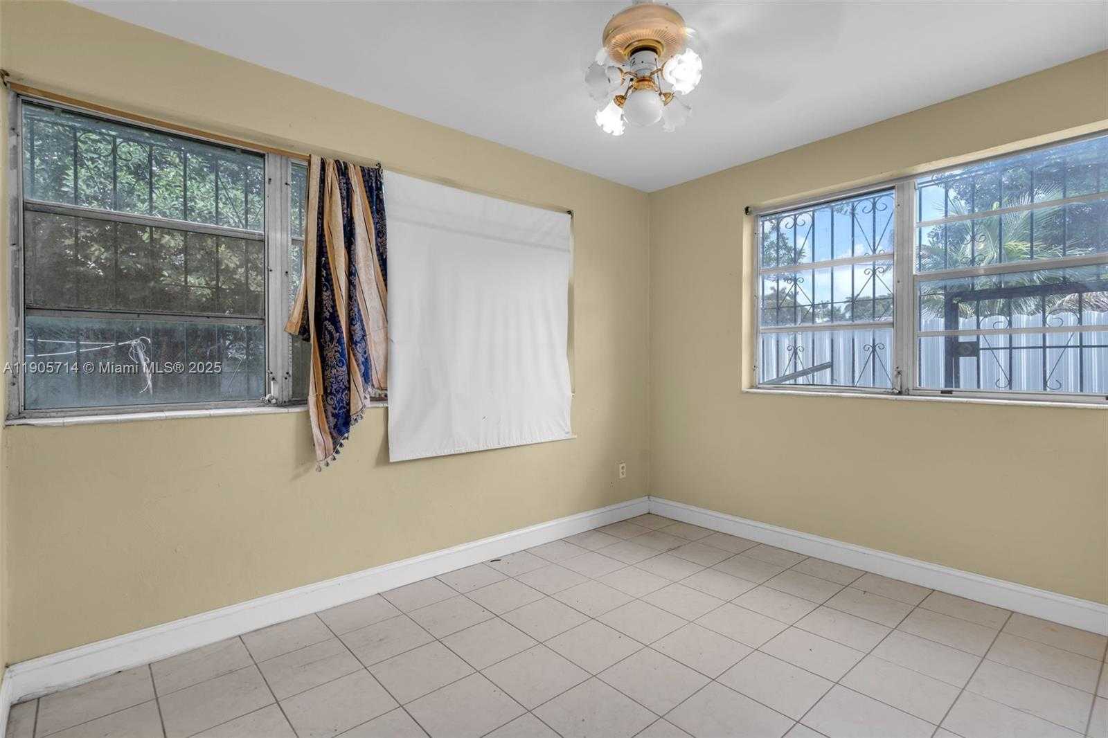 Small Image of 1861 NORTH WEST 27TH ST #3, Miami Number 22