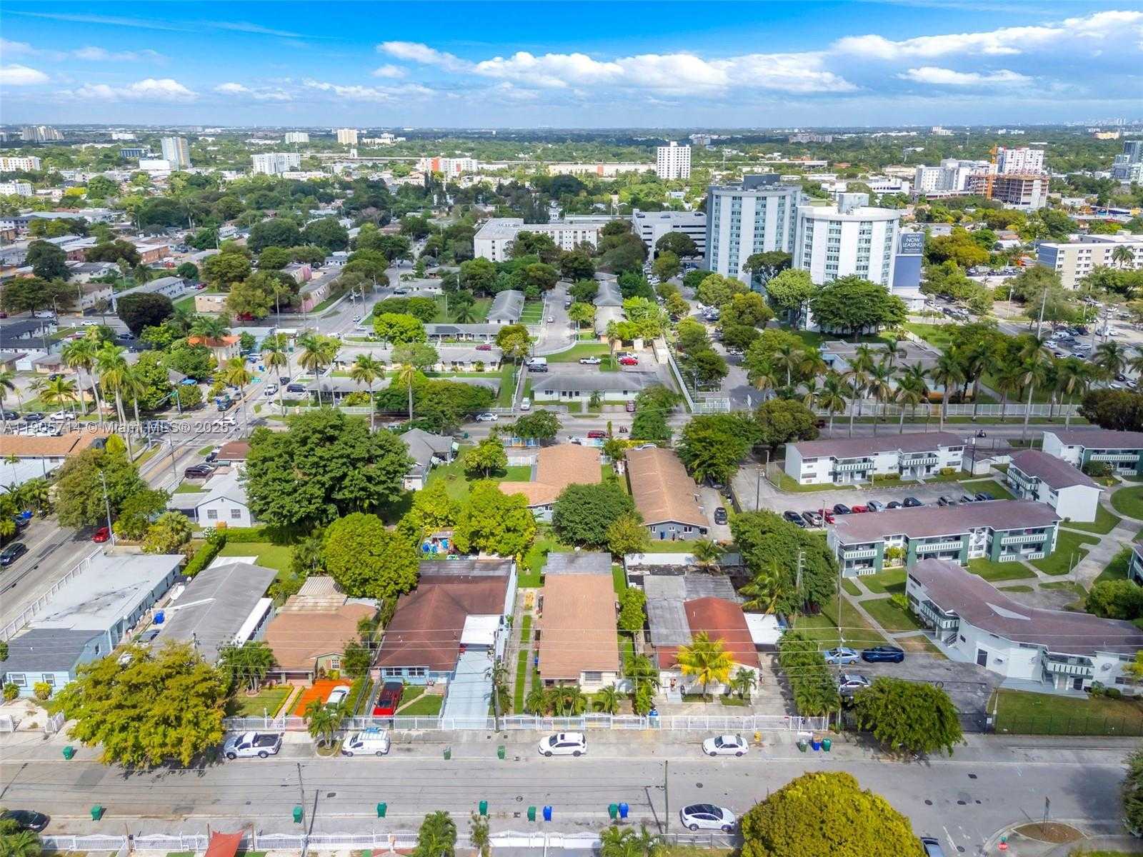 Small Image of 1861 NORTH WEST 27TH ST #3, Miami Number 33