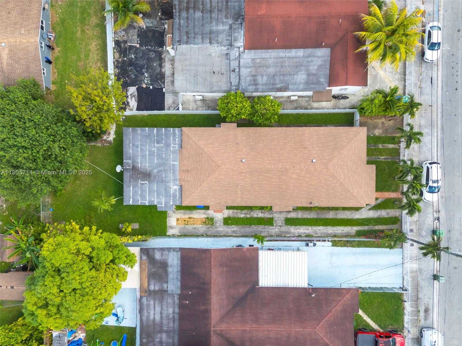 Small Image of 1861 NORTH WEST 27TH ST #3, Miami Number 34