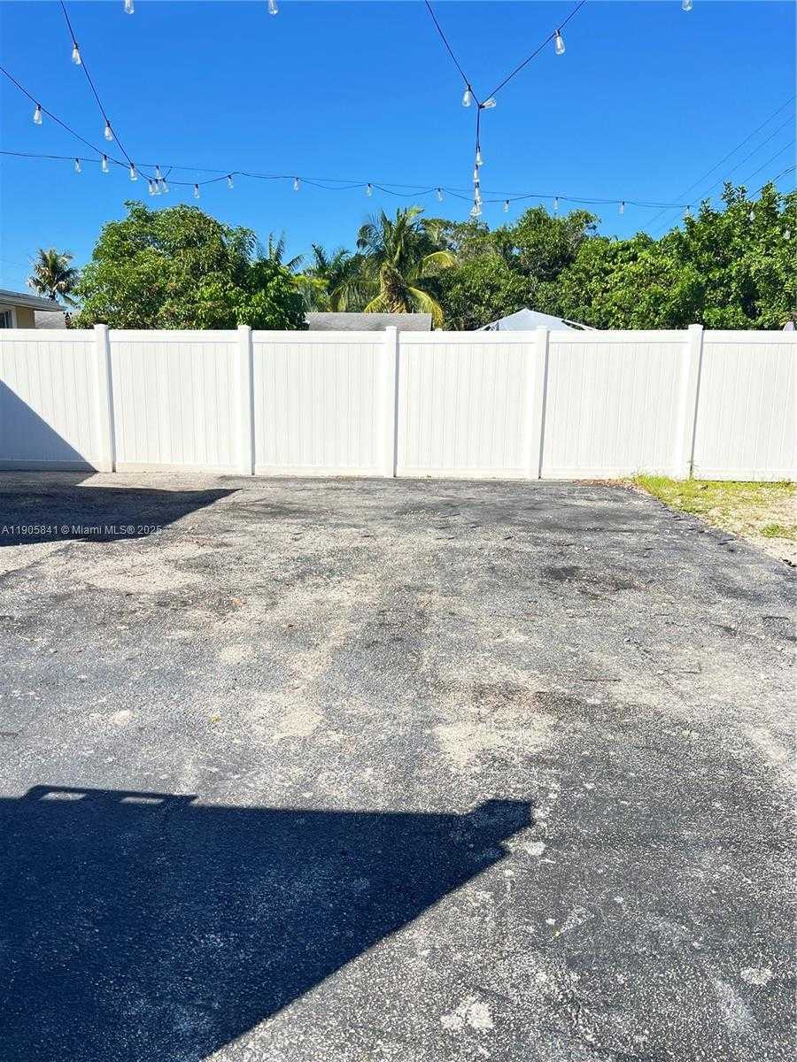 Small Image of 1300 NORTH EAST 2ND AVE, Fort Lauderdale Number 23