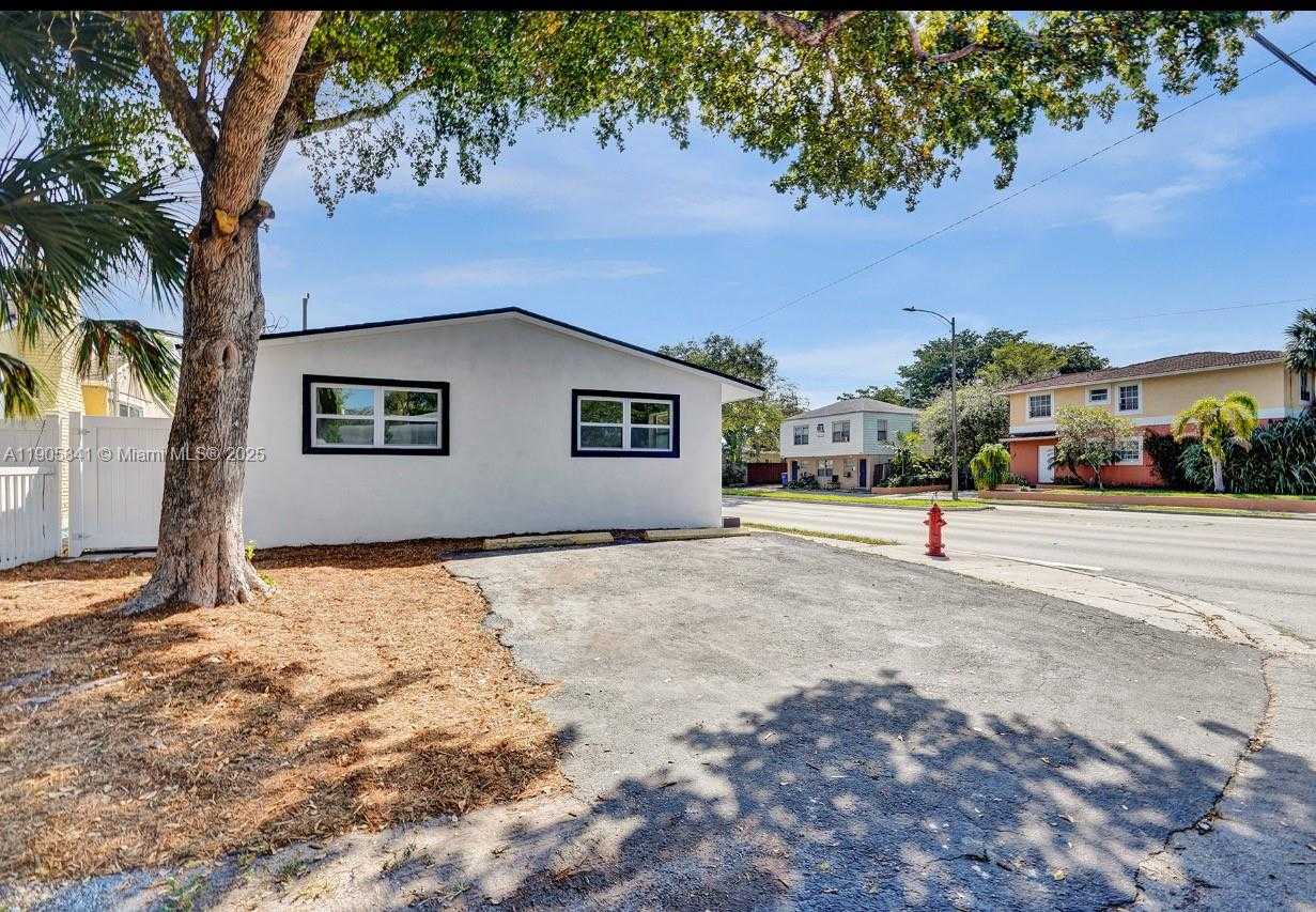Small Image of 1300 NORTH EAST 2ND AVE, Fort Lauderdale Number 4