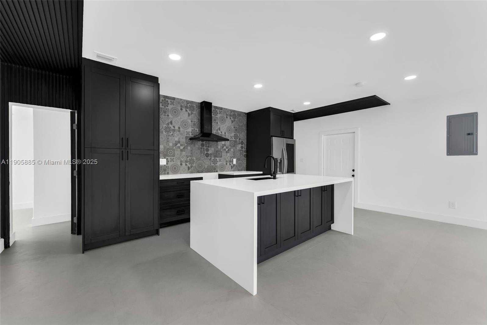 Small Image of 889 NORTH WEST 102ND ST #2, Miami Number 10