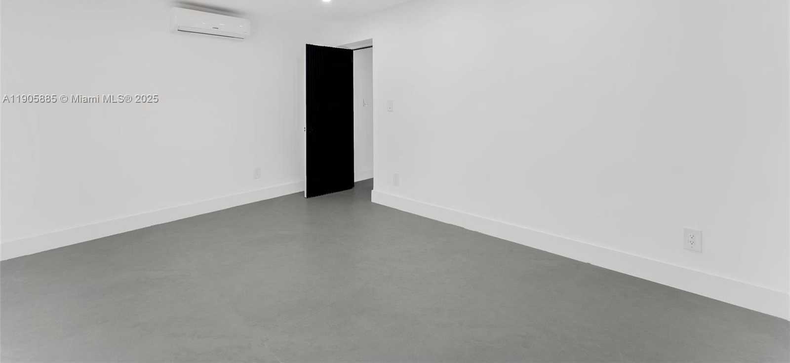 Small Image of 889 NORTH WEST 102ND ST #2, Miami Number 25