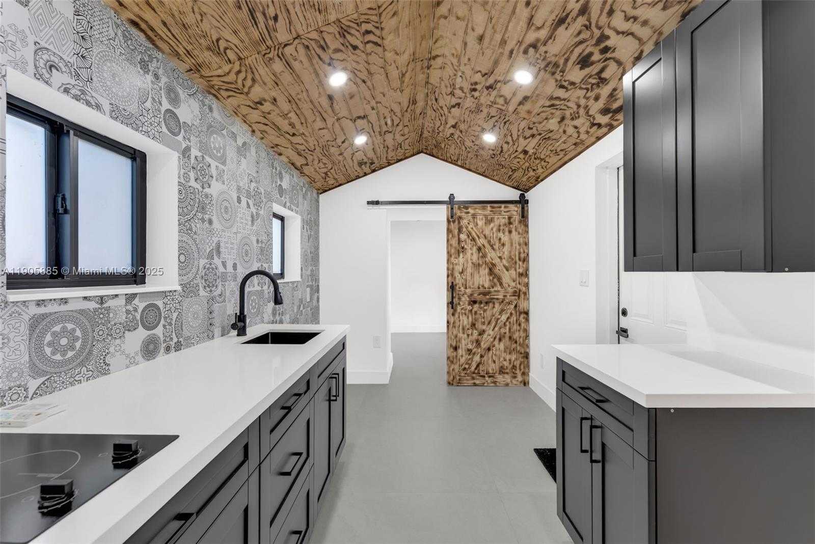 Small Image of 889 NORTH WEST 102ND ST #2, Miami Number 31