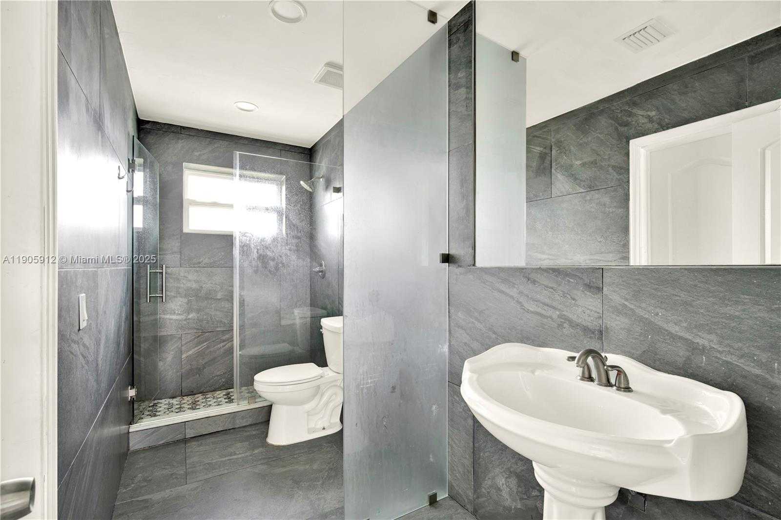 Small Image of 2974 NORTH WEST 28TH ST #2, Miami Number 21